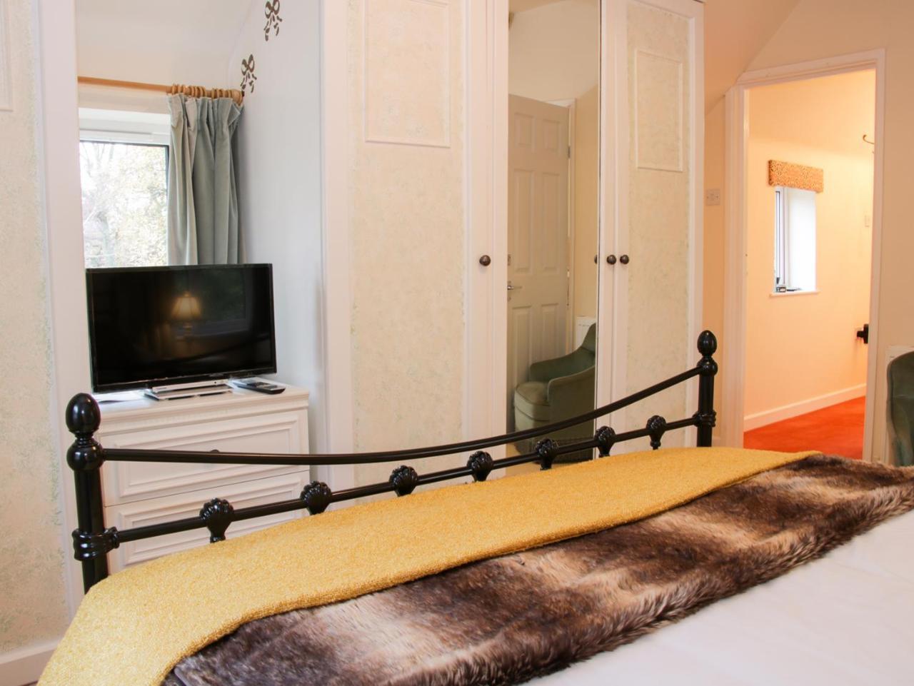 Cream Door Cottage Kidderminster Ngoại thất bức ảnh